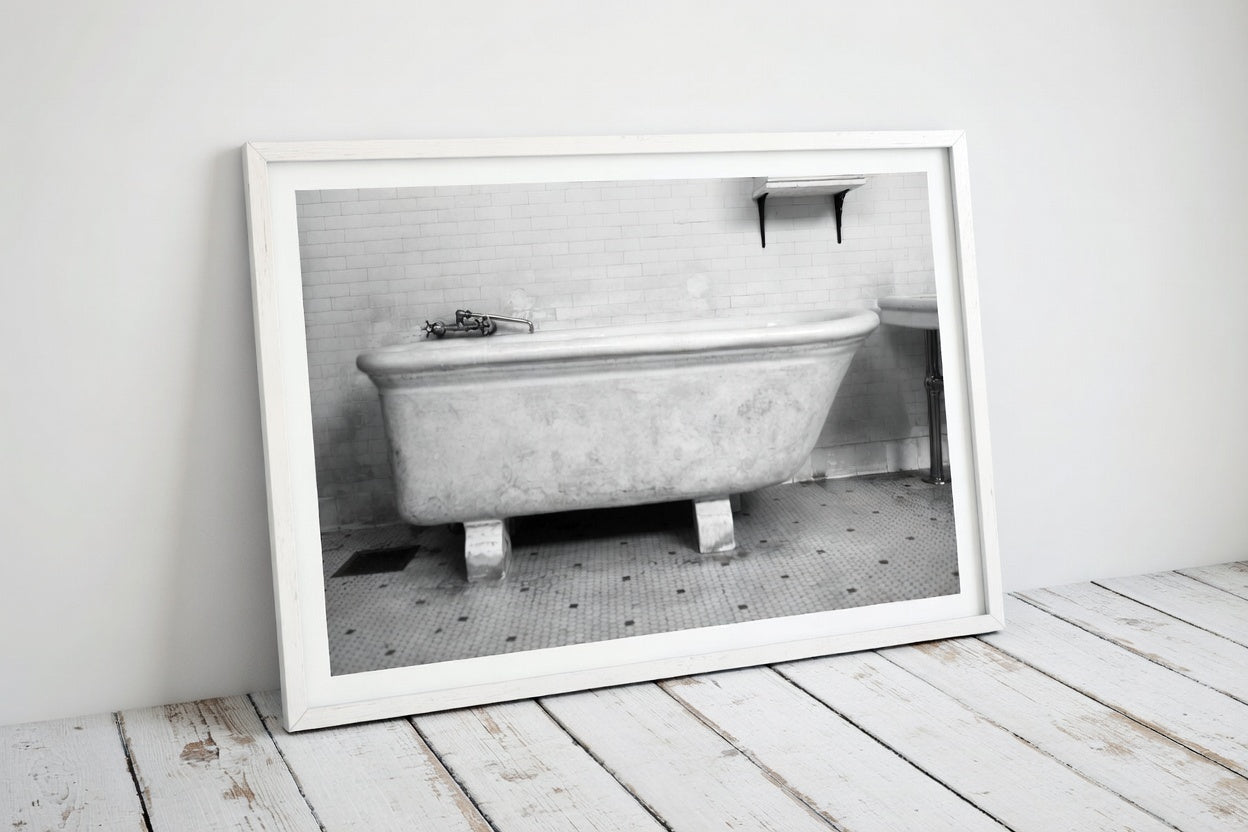 Vintage Clawfoot Bathtub
