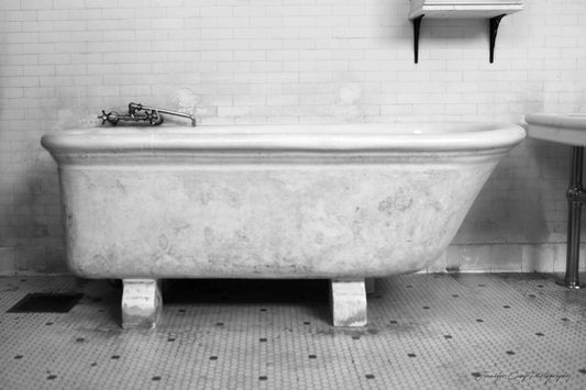 Vintage Clawfoot Bathtub